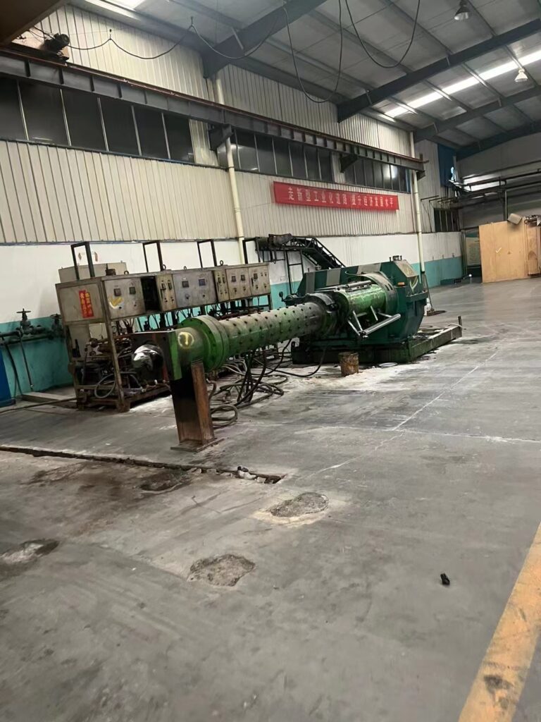 Buy | Sell Used 800KG/H Cold Feed Rubber Extruder Machine For Tire Tread Rim Band