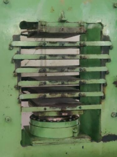 Hawaii Slipper Sole Hydraulic Press