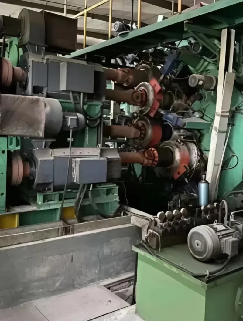 Three Roll Rubber Calendaring Machine Three Roll Rubber Calendaring Machine