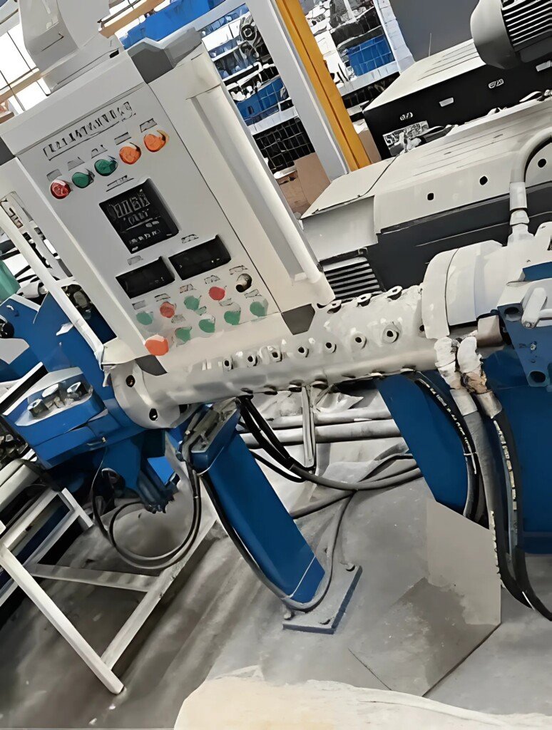 Shell Pin Core Extruder Buy | Sell Used Pin Cold Feed Rubber Extruder Line 90 mm - VatsnTecnic