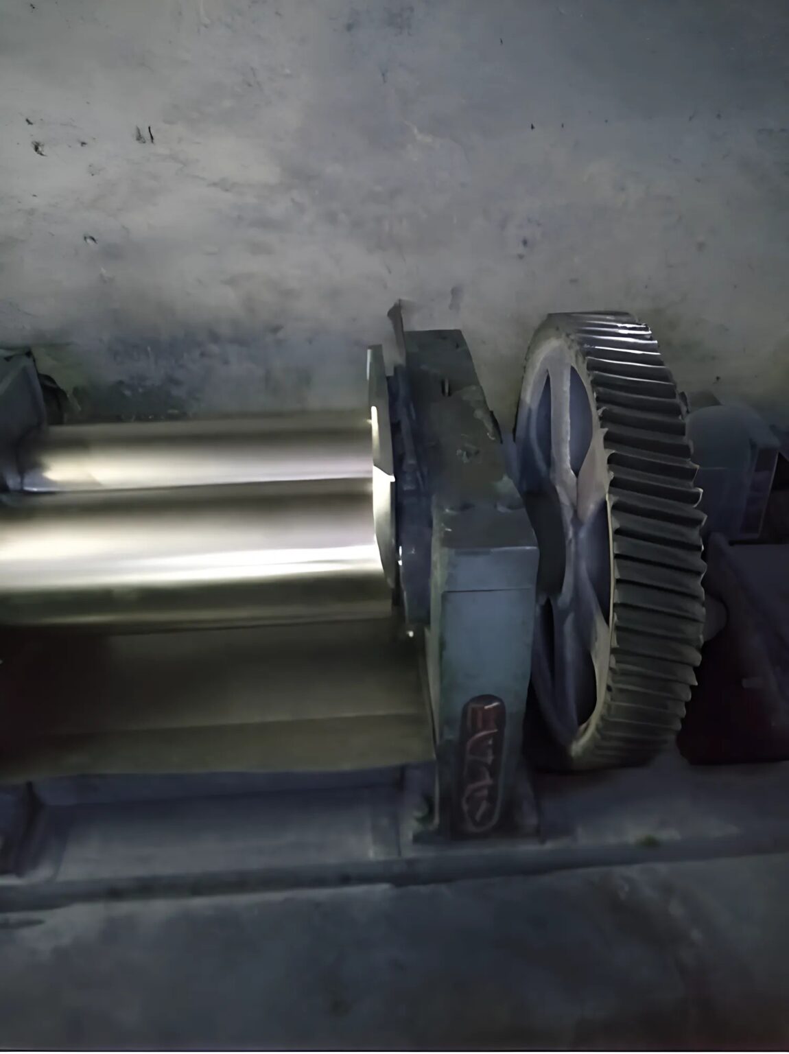 Footwear Making Machinery (2) Footwear Making Machinery