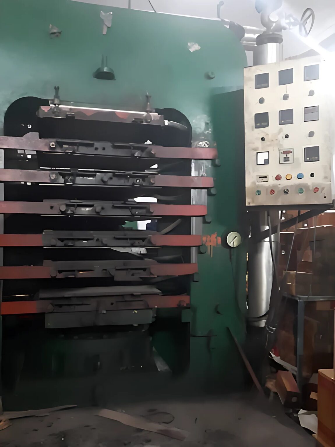 Footwear Sole Making Machine (2)