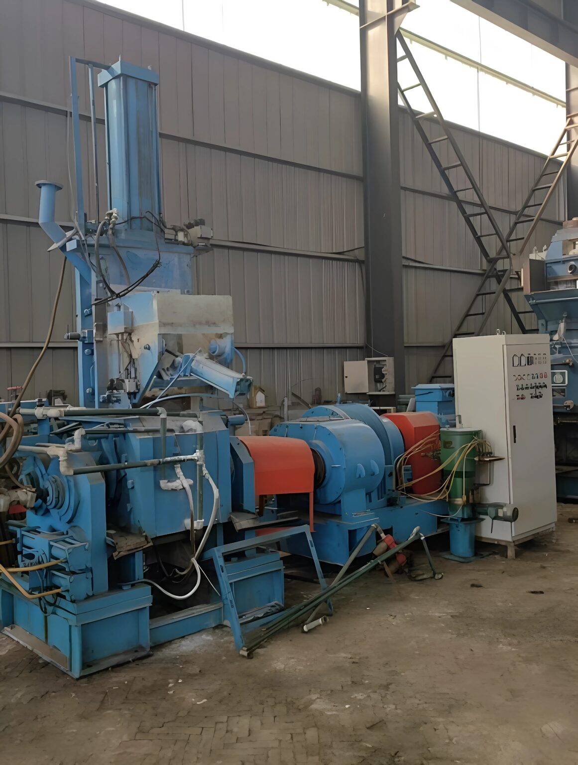 50 Ltr Internal Mixer 50 Ltr Internal Mixer