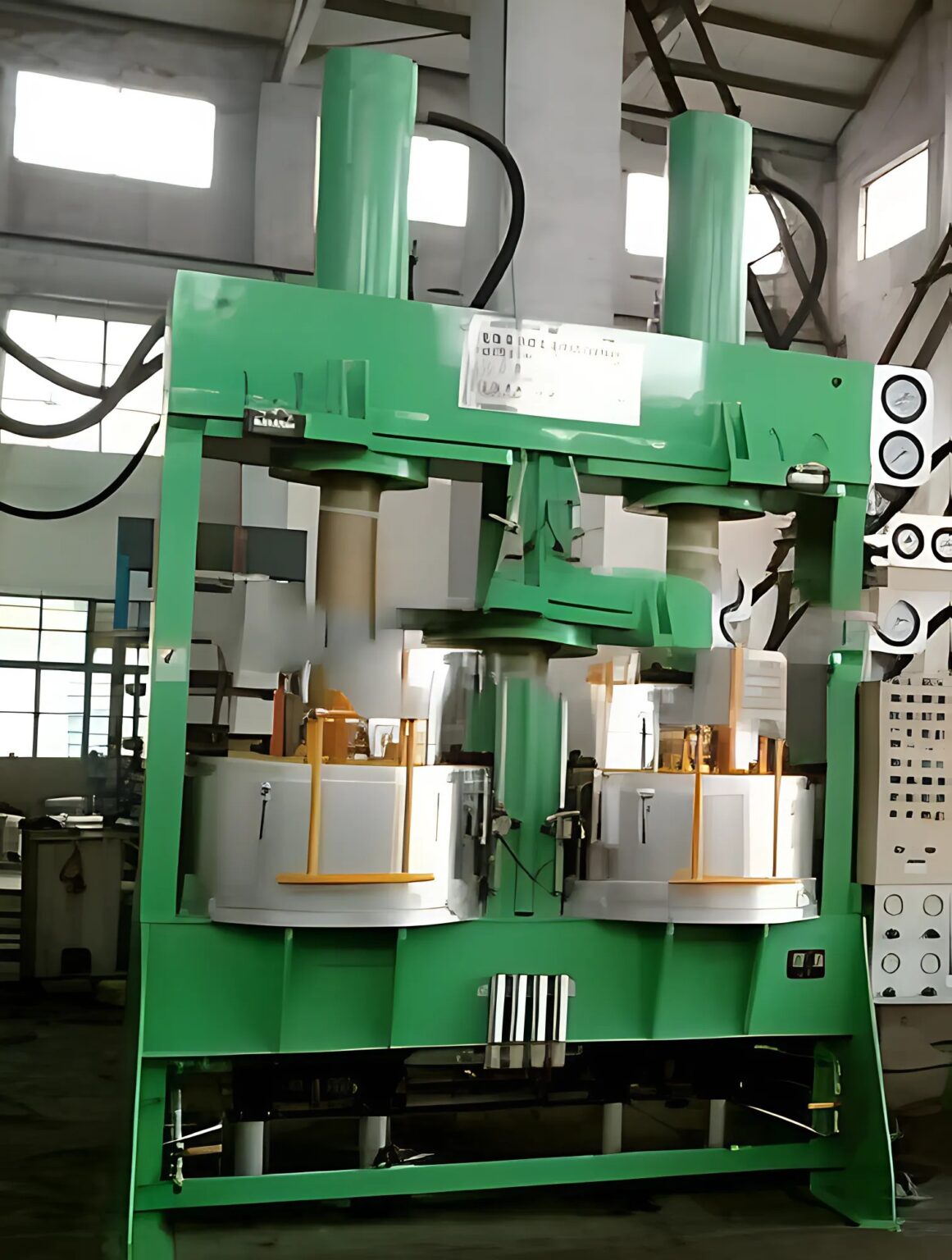 Dual-Mold Hydraulic Tyre Curing Press Dual-Mold Hydraulic Tyre Curing Press