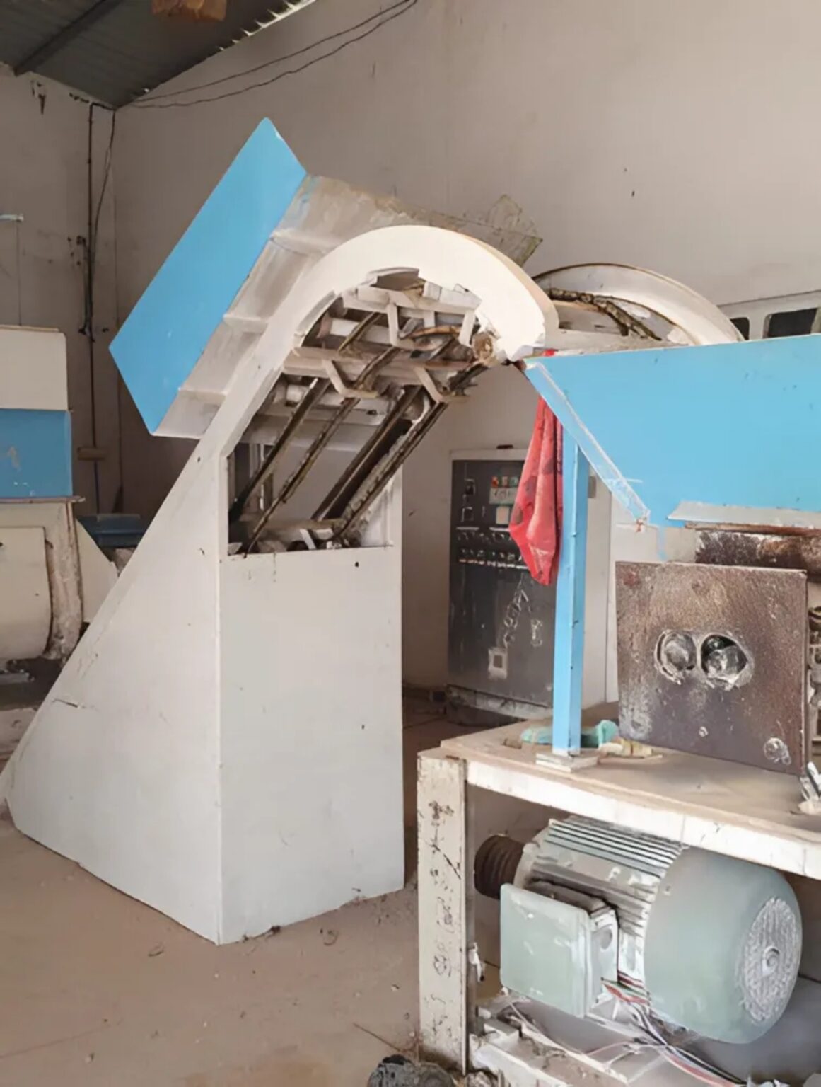 150 Ltr Masterbatch Filler & Compounding Plant 17 Tons/Day 150 Ltr Masterbatch Filler & Compounding Plant 17 Tons/Day