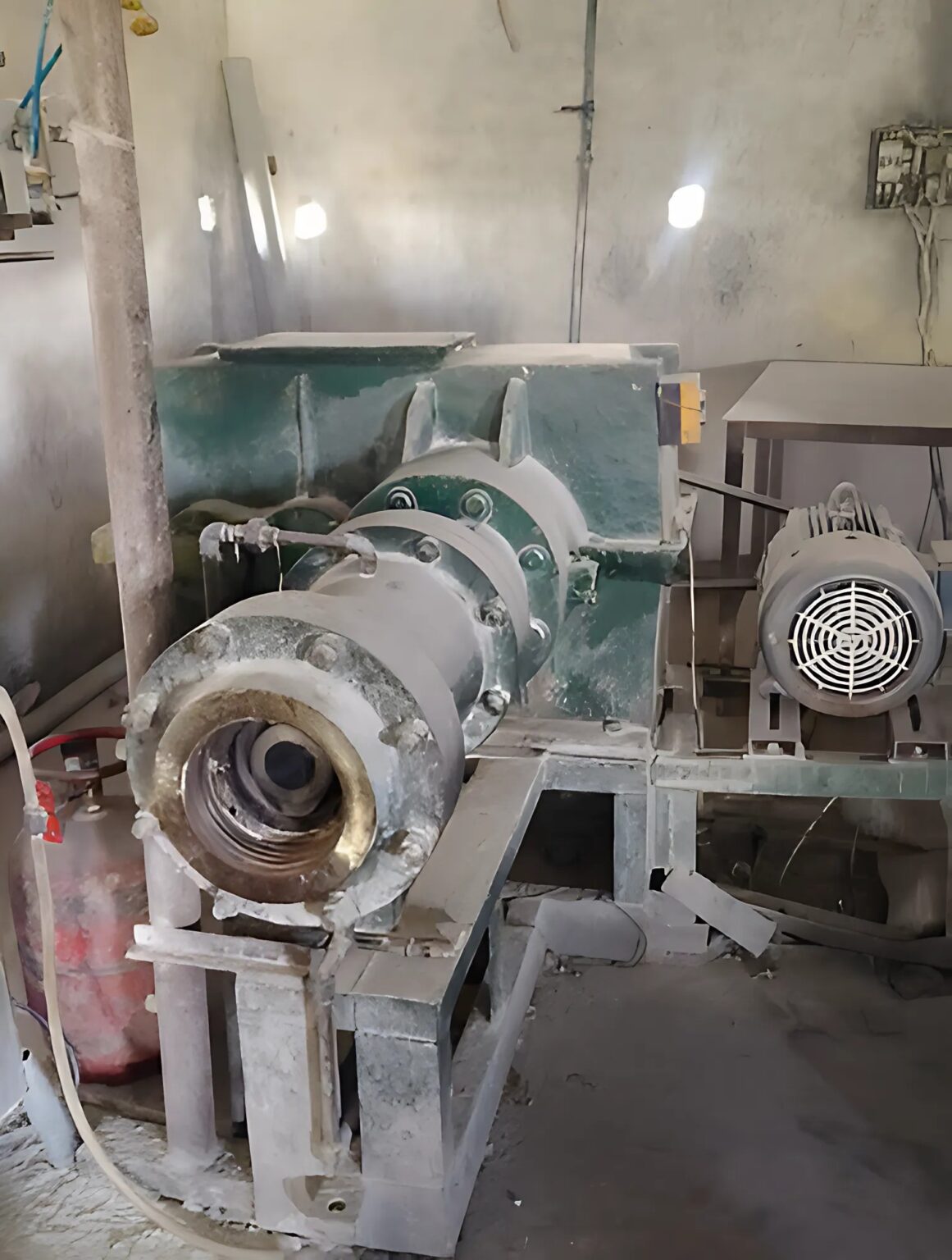 Pre-Owned Miscellaneous Rubber Machinery
