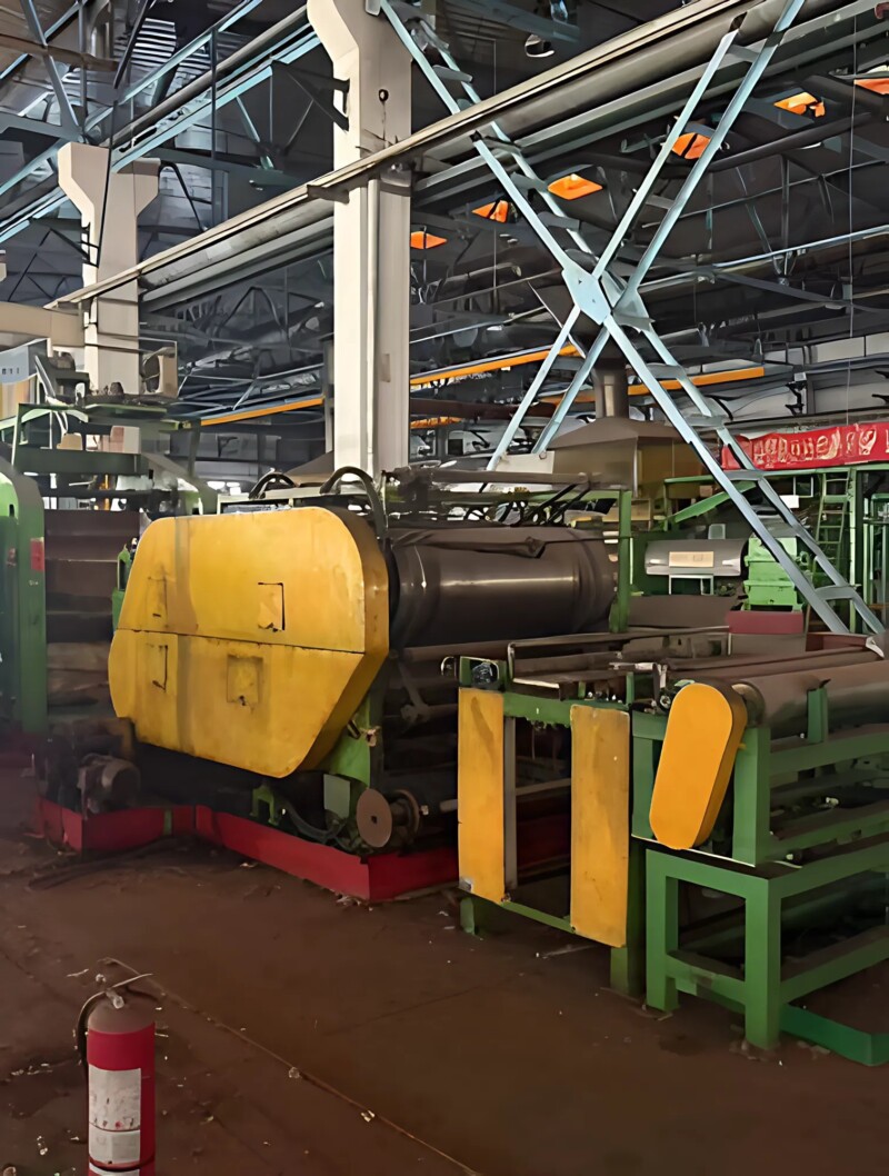 Reconditioned 3 Roll Rubber Calender Machine 450x1300 for Sale Reconditioned 3 Roll Rubber Calender Machine 450x1300 for Sale