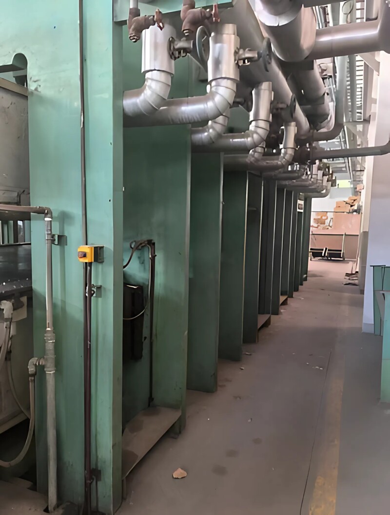 Secondhand Conveyor Belt Hydraulic Press 2.18 x 10 Meter Secondhand Conveyor Belt Hydraulic Press 2.18 x 10 Meter