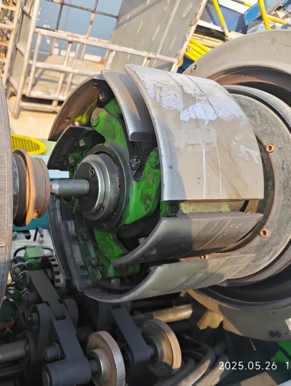 Motorcycle Tire Building Machine