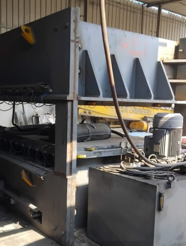 Used Rubber Compression Press