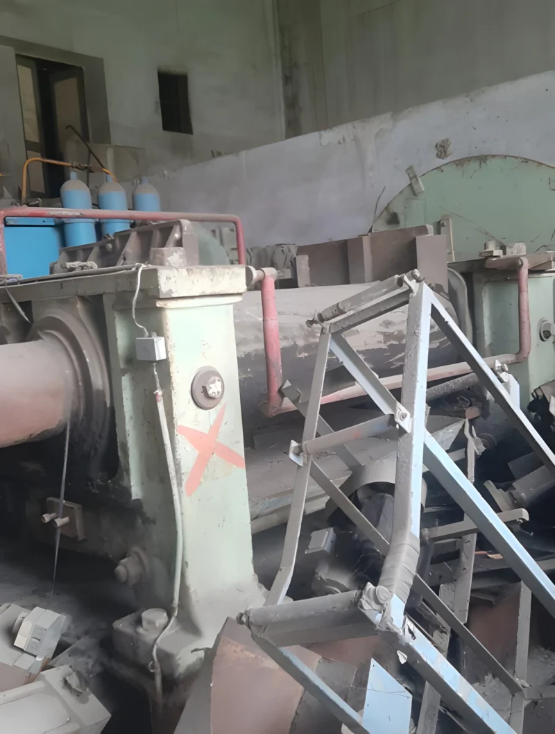 Used 22x60 Mixing Mill