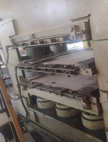 Refurbished Hydraulic Press Machine