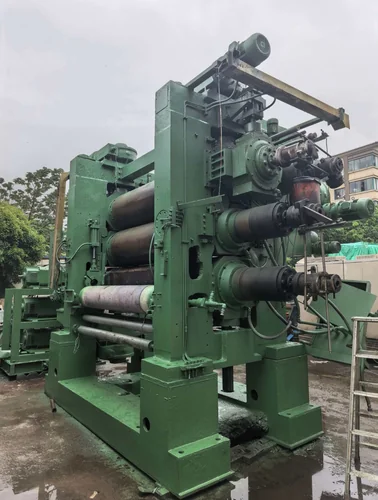 4 roll rubber calendar machine 610 x 2030 mm front view