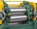 Illustration of a rubber mill roll-gap adjustment mechanism